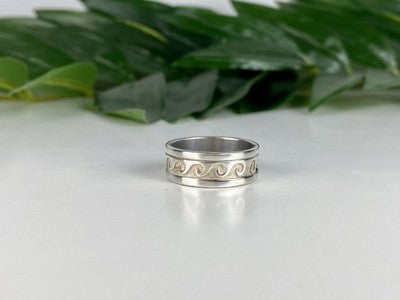 925 Sterling Silver Classic Ring Size 8.5