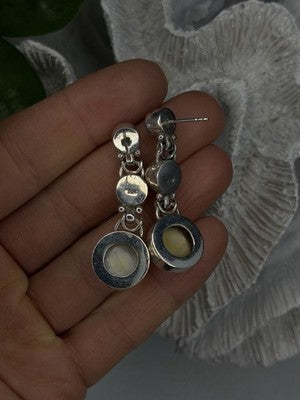 Beautiful Dangle 925 Sterling Silver White Pearls Earrings