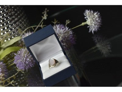 925 Sterling Silver Mother Of Pearl Ring Size 6.5