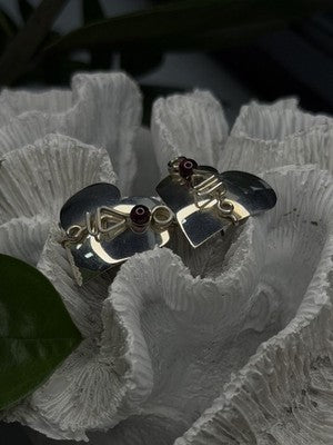 Vintage Scapes 925 Sterling Silver Heart Purple Agate Earrings