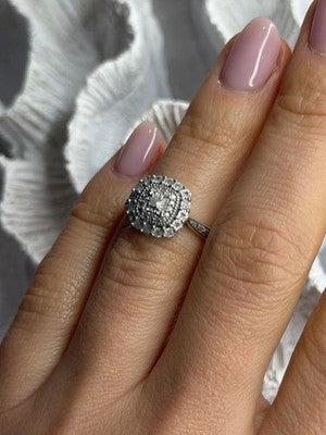 925 Sterling Silver White Topaz Ring Size 5