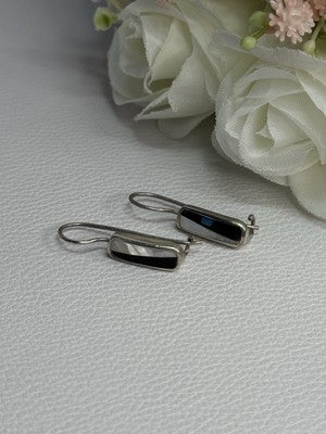 925 Sterling Silver Black Onyx & Mother OF Pearl Earrings Length 1 Inch