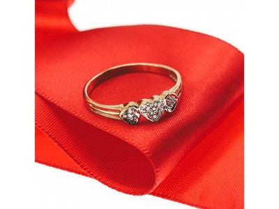 10K Yellow Gold Diamonds "Heart" Ring Size 7