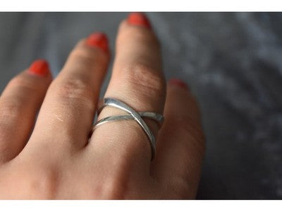 Handmade 925 Sterling Silver Ring Size 7.5