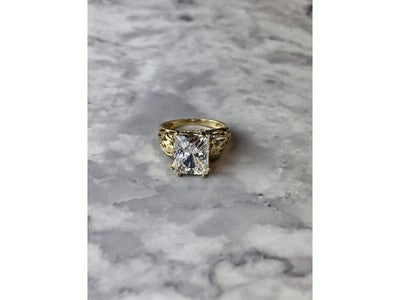 10K Yellow Gold CZ Ring Size 6.5 UTC