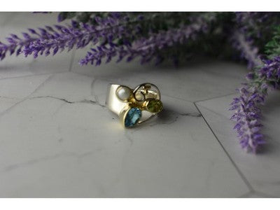 925 Sterling Silver Blue Spinel, Pearl & Peridot Ring Size 5.5
