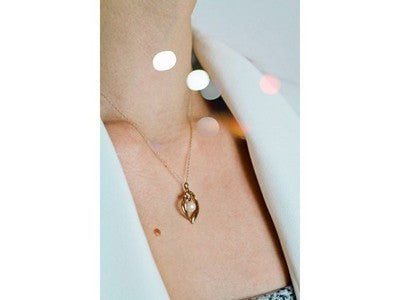 14 K Yellow Gold Pearl & Diamonds Chain With Pendant