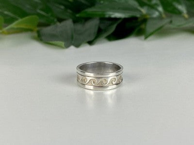 925 Sterling Silver Classic Ring Size 8.5