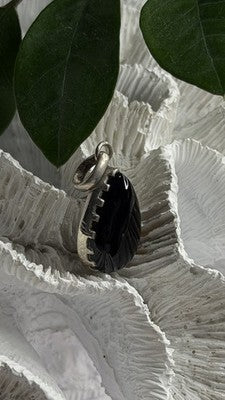Vintage Teardrop 925 Sterling Silver Black Onyx Pendant