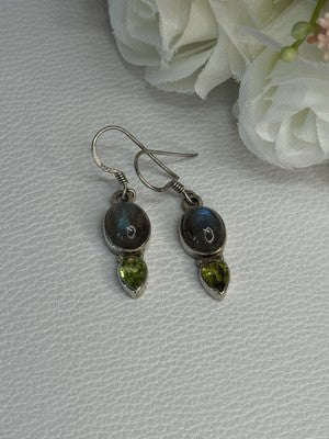 925 Sterling Silver Peridot & Moonstone Earrings Length 1.40 Inch
