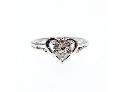 900 Platinum Sapphires "Heart" Ring Size 7