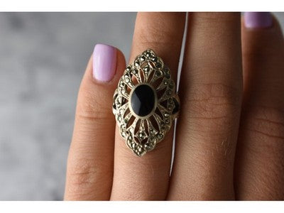 925 Sterling Silver Black Tourmaline & Marcasites Ring Size 6