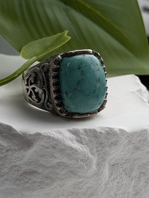 Artisan Style Vintage 925 Sterling Silver Turquoise Ring Size 5.5