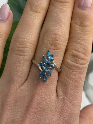 925 Sterling Silver Blue Topaz Ring Size 8