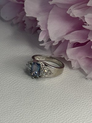 925 Sterling Silver CZ Ring Size 9