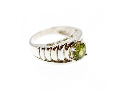 925 Sterling Silver Peridot Ring Size 7.5