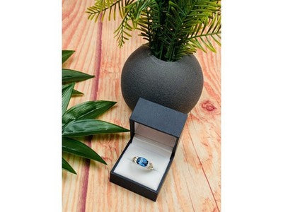 925 Sterling Silver Spinel & CZ Ring Size 9