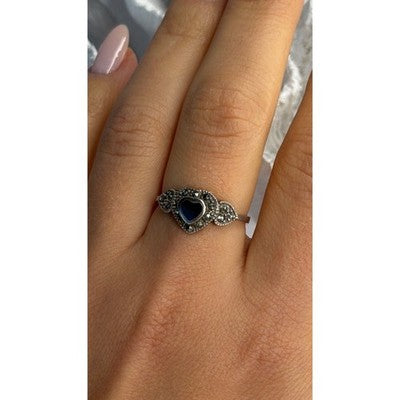 925 Sterling Silver Onyx & Marcasite Heart Ring Size 8