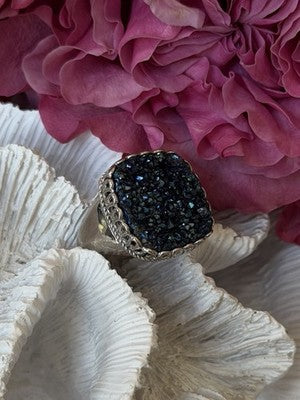 Beautiful 925 Sterling Silver Marcasite Ring Size 5