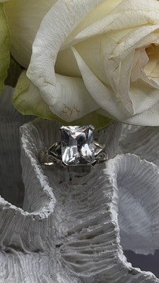 Art Deco Style 925 Sterling Silver Clear Cz Ring Size 7