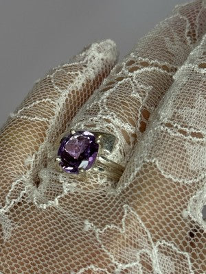 925 Sterling Silver Amethyst Ring Size 7.5