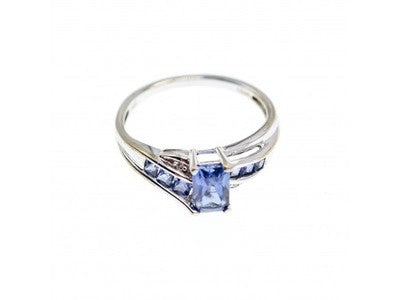10K White Gold Iolite & Diamonds Ring Size 6.5