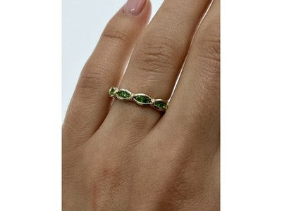 925 Sterling Silver Emeralds Ring Size 7