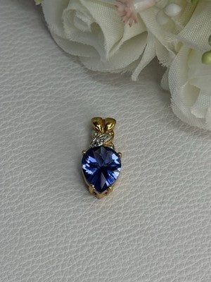 925 Sterling Silver Gold Plated Blue Spinel Pendant Length 0.75 Inch