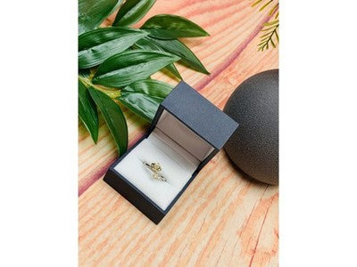 925 Sterling Silver CZ "Crown" Ring Size 6.5