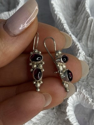 925 Sterling Silver Garnet Pyrope Earrings Length 1.15 Inch