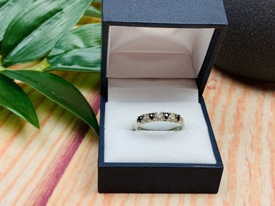 925 Sterling Silver Black Spinel & CZ Ring Size 8.5