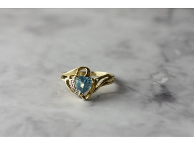 10K Yellow Gold Topaz & Diamonds Ring Size 6.75