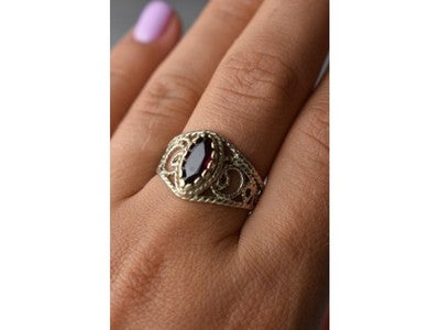 925 Sterling Silver Almandine Openwork Ring Size 10.25