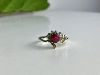 925 Sterling Silver Spinel "Heart" Ring Size 9
