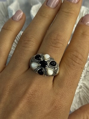925 Sterling Silver Onyx Abalone & Marcasite Ring Size 10