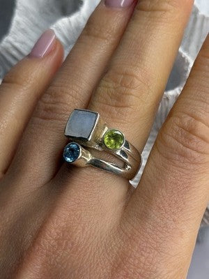 925 Sterling Silver Abalone &Peridot & Topaz Ring Size 8