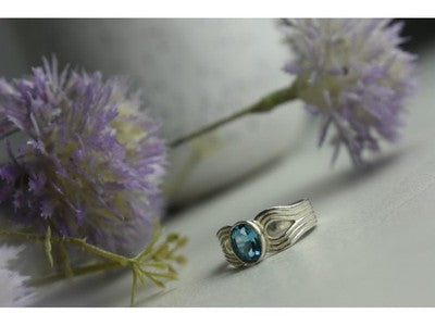 925 Sterling Silver Blue Spinel Ring Size 7