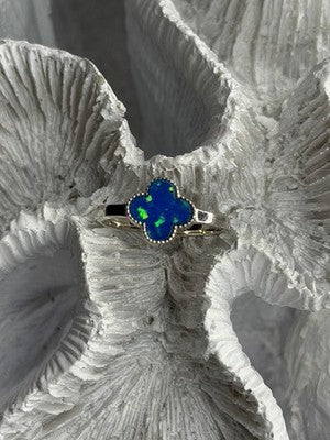 Clover 925 Sterling Silver Blue Simulated Opal Ring Size 7