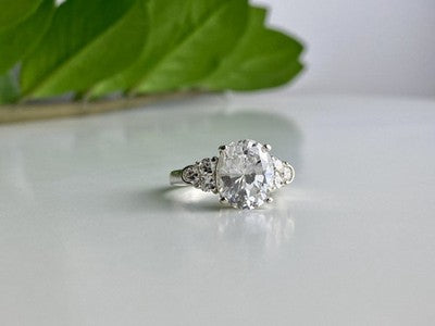 925 Sterling Silver CZ Ring Size 9
