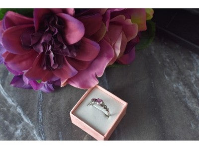 925 Sterling Silver Pink CZ Ring Size 6.5