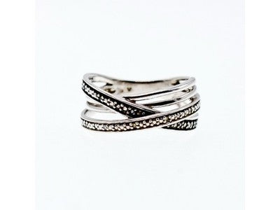 925 Sterling Silver Ring Size 6.5