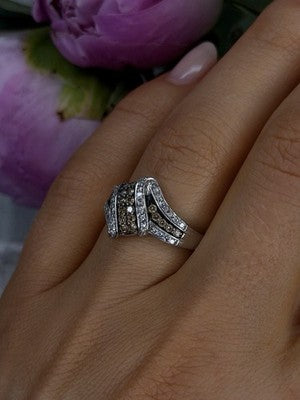 10K White Gold Chocolate Brown & White Diamonds Ring Size 7