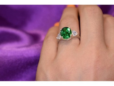 925 Sterling Silver Emerald & CZ Ring Size 6.5