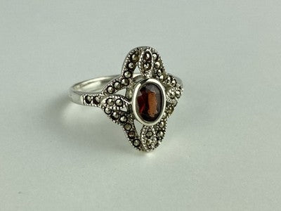 925 Sterling Silver Almandine & Marcasites Ring Size 7