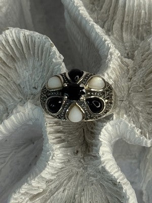 925 Sterling Silver Onyx Abalone & Marcasite Ring Size 10