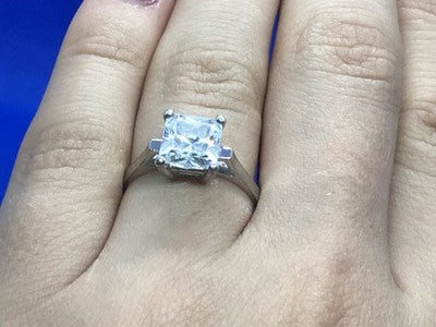 925 Sterling Silver CZ Ring Size 7