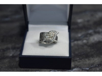 925 Sterling Silver Marcasites Ring Size 5.5