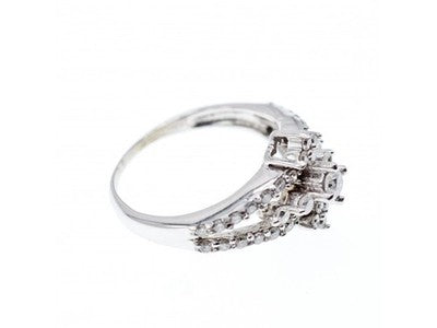 14K White Gold Diamonds Ring Size 6.5