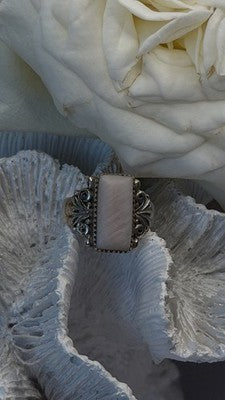 Ornate Art Deco Style 925 Sterling Silver Pink Abalone Ring Size 8.5