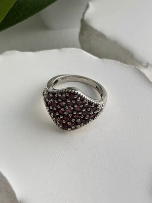 Beautiful 925 Sterling Silver Garnet Ring Size 7